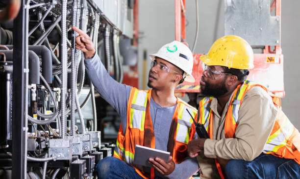 Best Local Electrician Companies  in Williamsburg, VA